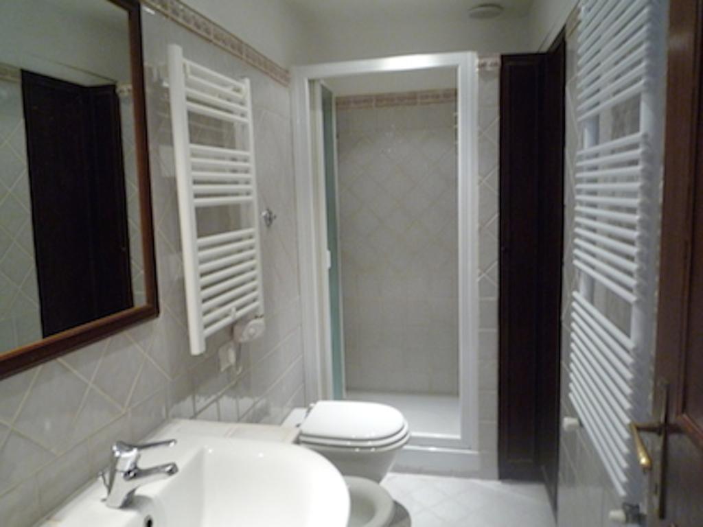 Cosy Trastevere Apartment Rome Bilik gambar